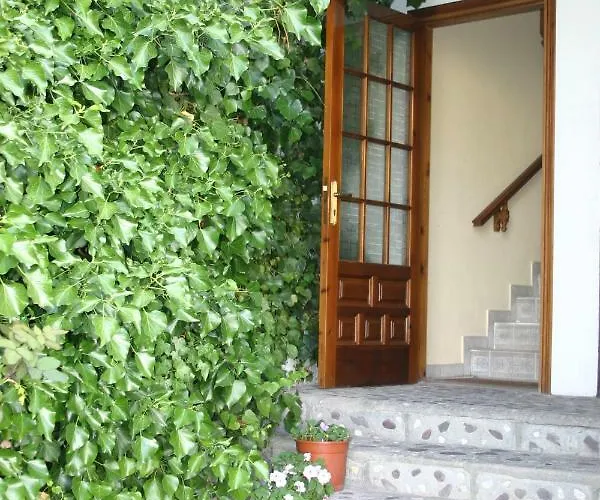 Pensionat Casa Raspa 3*